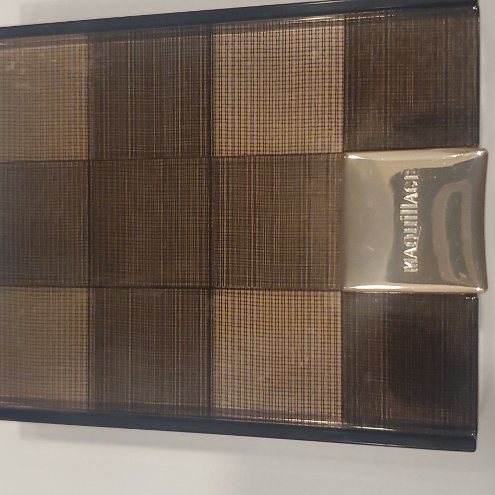 Shiseido eyeshadow palette, New